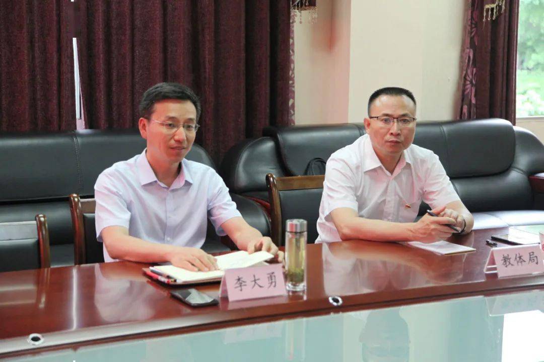 2025新澳门与香港天天开奖免费查询的虚假宣传-精选解析与落实