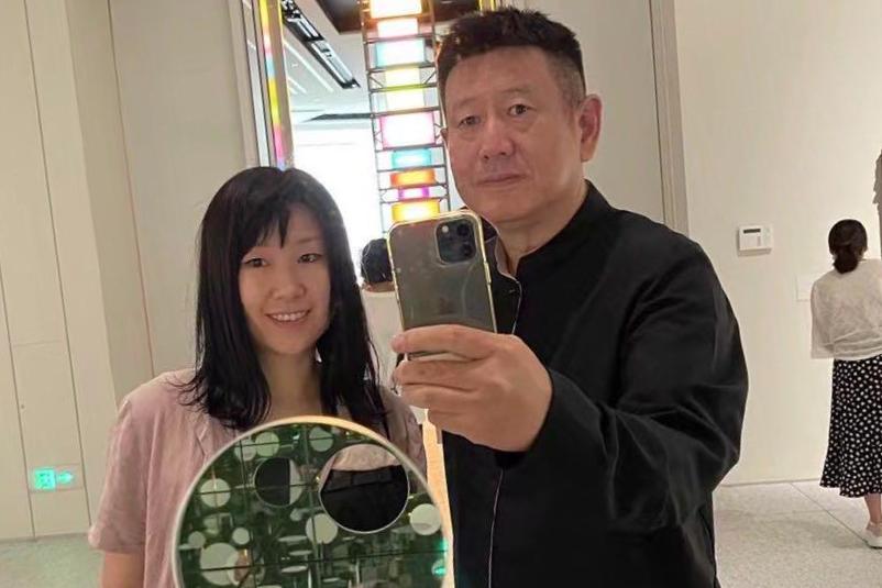 最新上海浦东父女事件